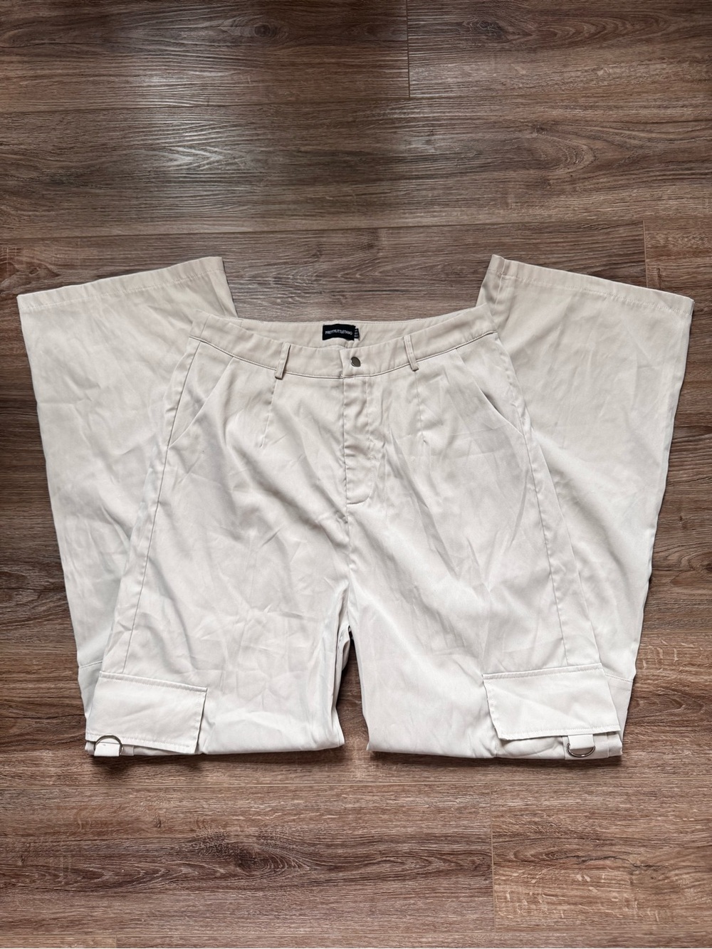 NWOT Pretty Little Thing Cream Casual Wide Leg Cargo Pants